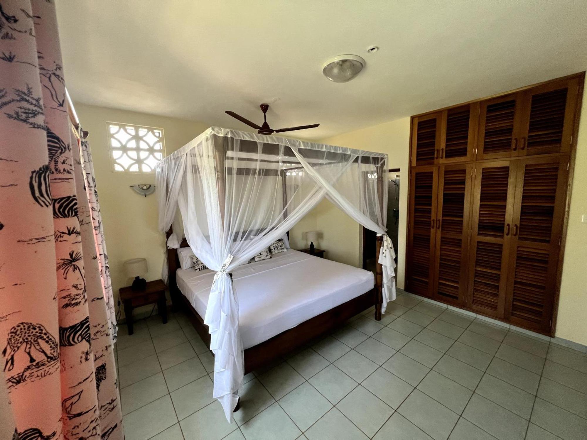 Paradiesische Villa Maisha Mazuri Mit Pool. Terrasse Und Personal Diani Beach Eksteriør billede