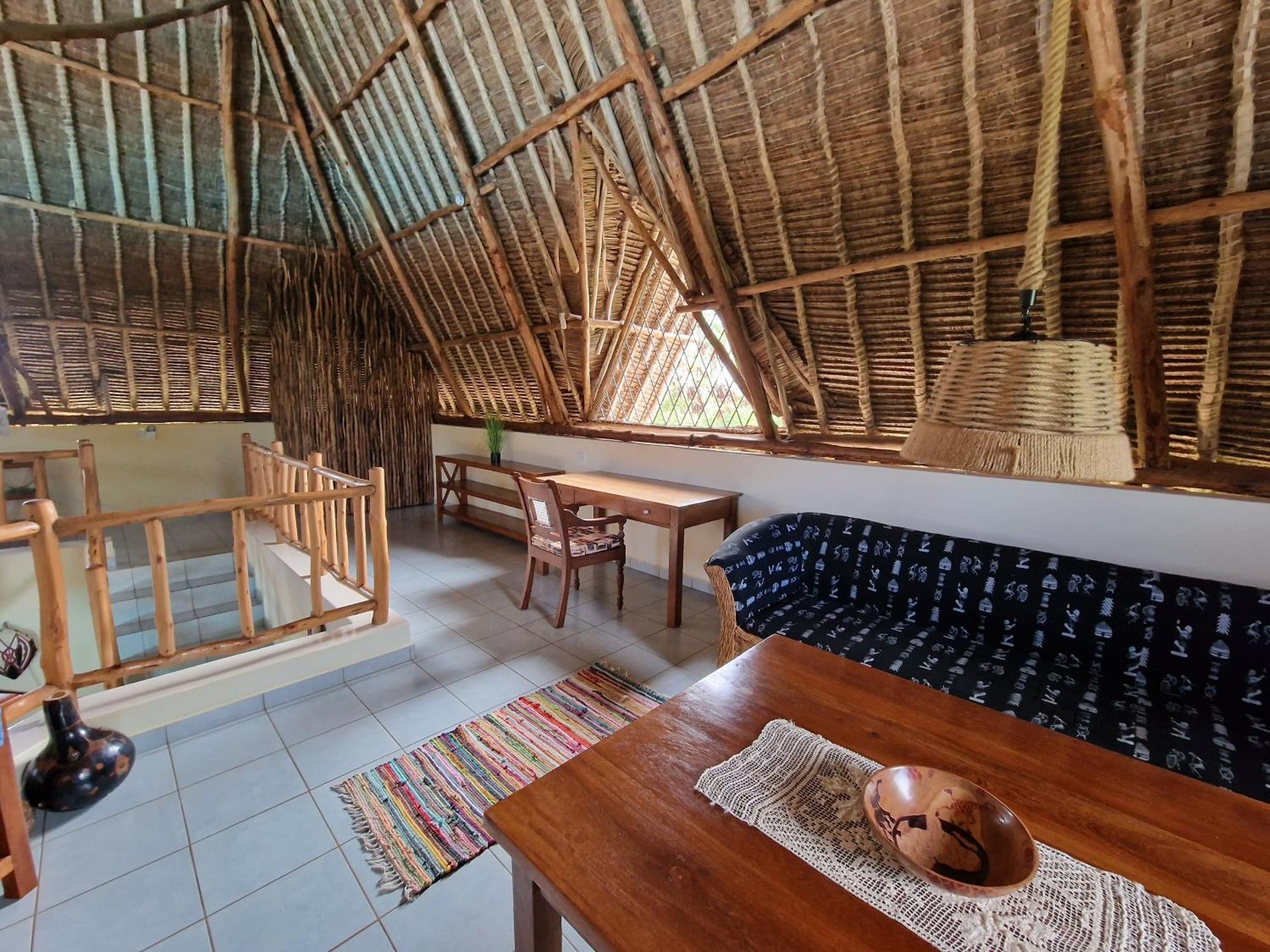 Paradiesische Villa Maisha Mazuri Mit Pool. Terrasse Und Personal Diani Beach Eksteriør billede
